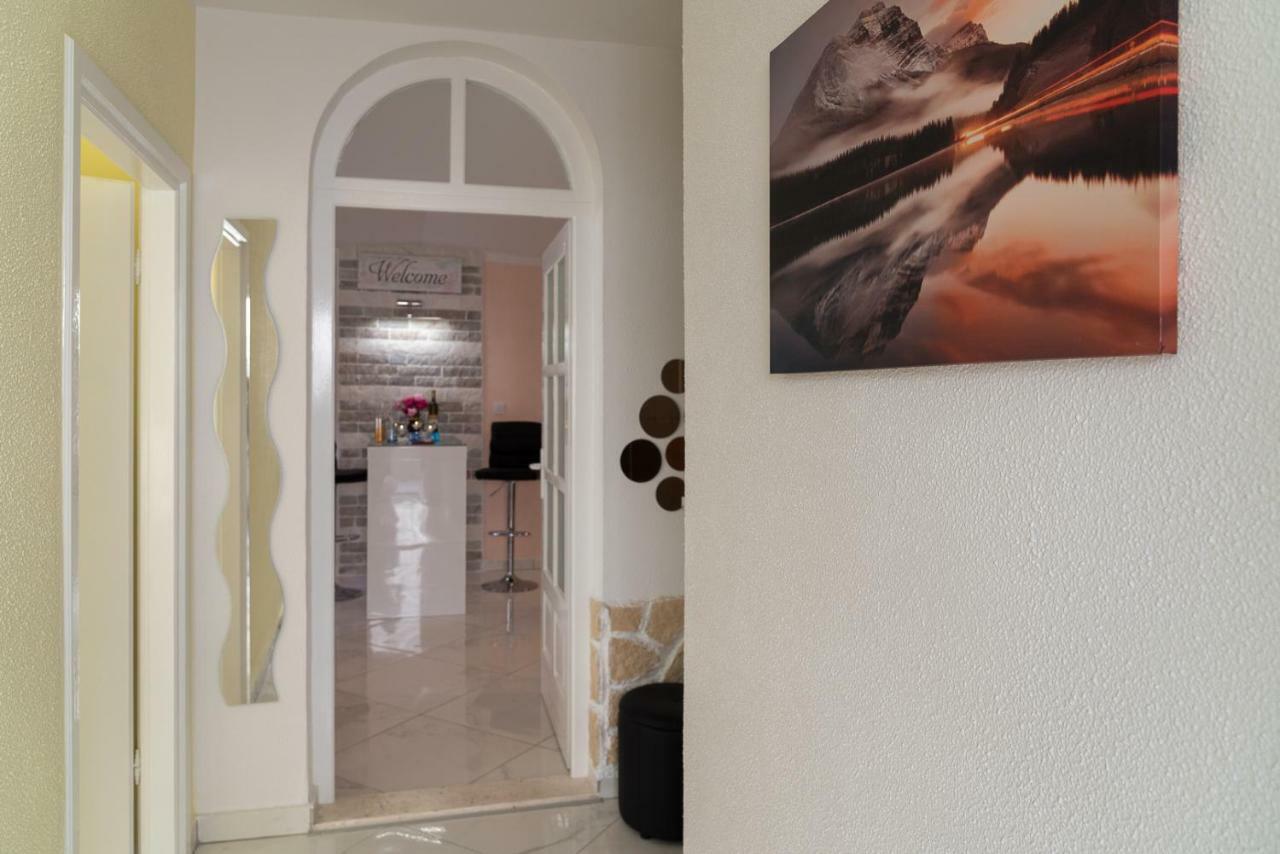Apartment Danijela II シベニク エクステリア 写真