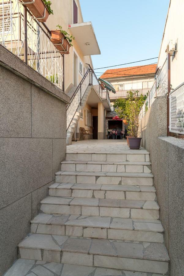 Apartment Danijela II シベニク エクステリア 写真