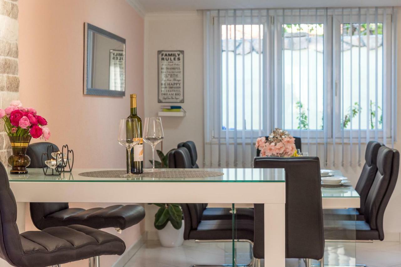 Apartment Danijela II シベニク エクステリア 写真
