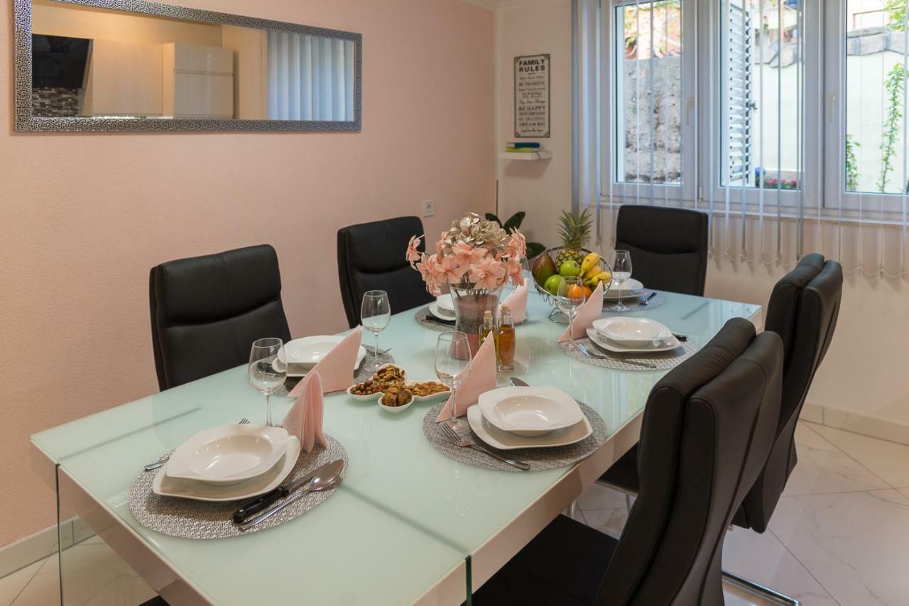 Apartment Danijela II シベニク エクステリア 写真
