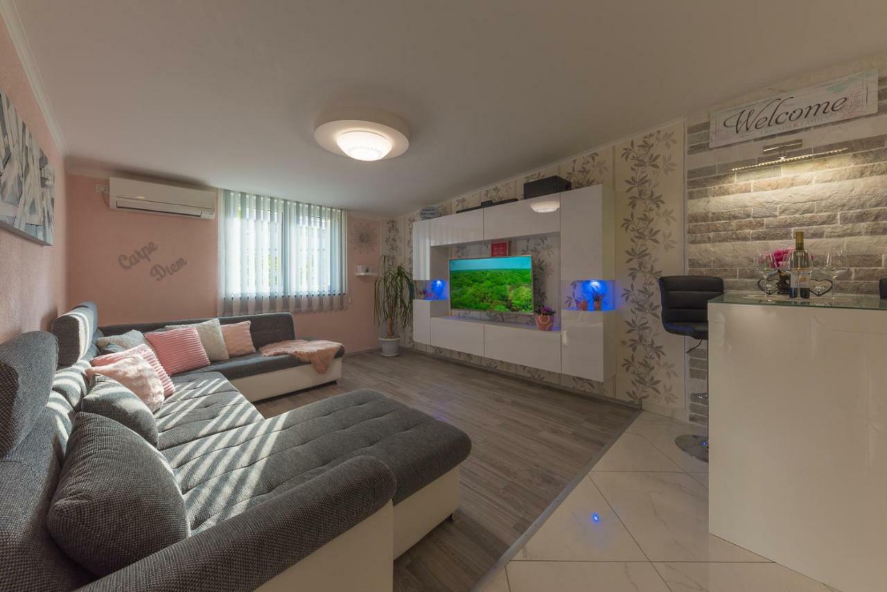 Apartment Danijela II シベニク エクステリア 写真