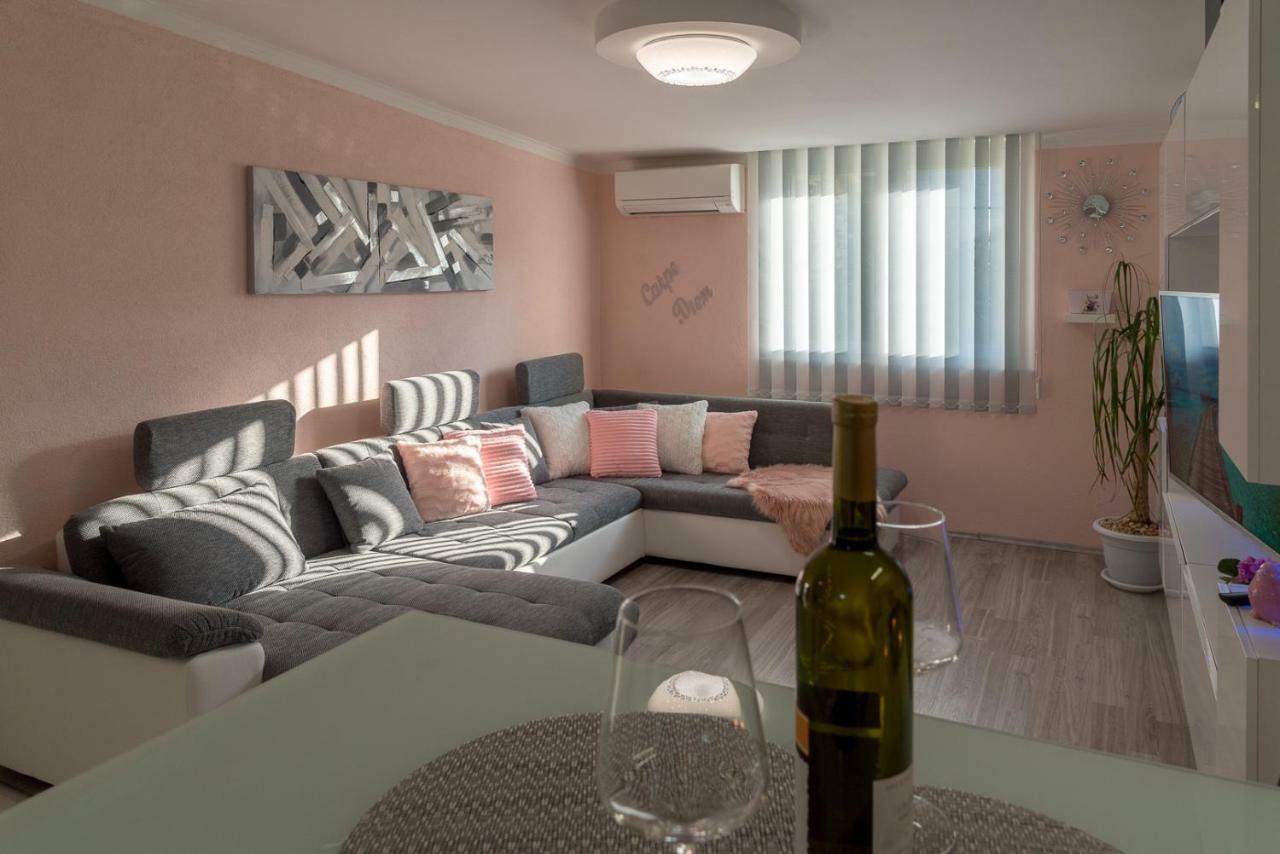 Apartment Danijela II シベニク エクステリア 写真